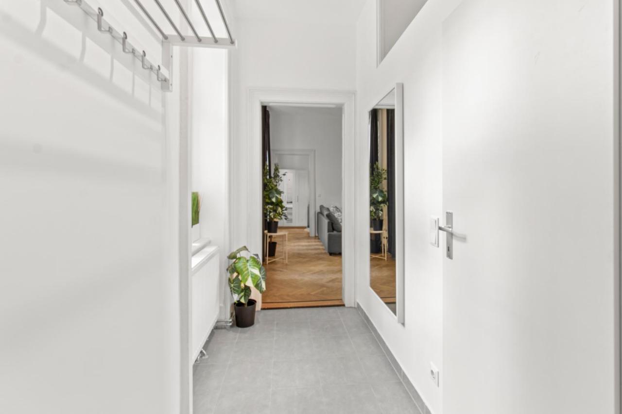 Separate Bedroom - Near Schoenbrunn Wien Ngoại thất bức ảnh