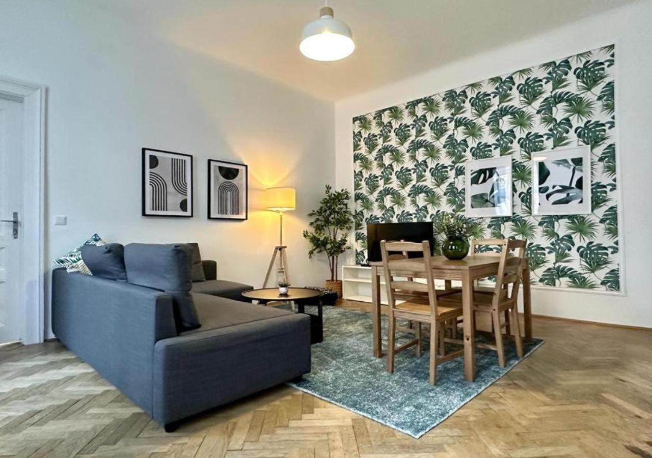 Separate Bedroom - Near Schoenbrunn Wien Ngoại thất bức ảnh